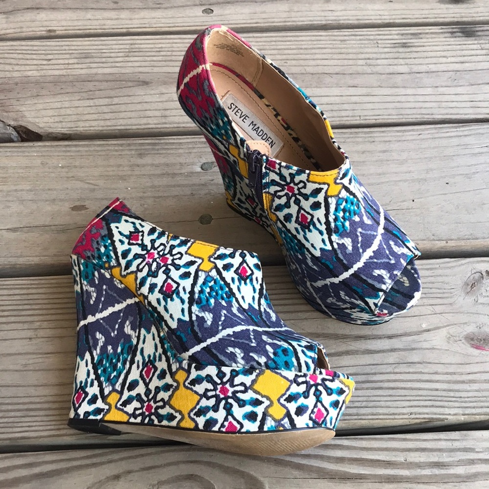 Steve Madden Platform Patterned Wedge 7.5 - image 1